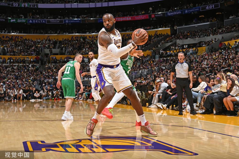 他的一记直 他的一记直