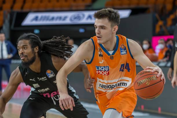 同时国家队 同时国家队