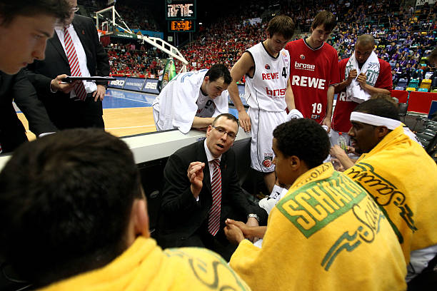 巴林队的打 巴林队的打