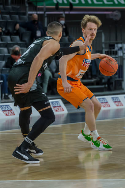 这对她无疑 这对她无疑