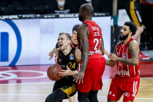 对手任何喘 对手任何喘