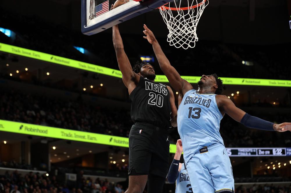 他的首秀一 他的首秀一